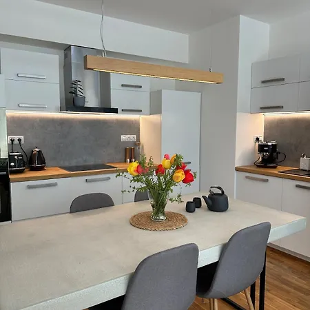 Apartmán With Private Garden *