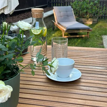 With Private Garden 利托米什尔